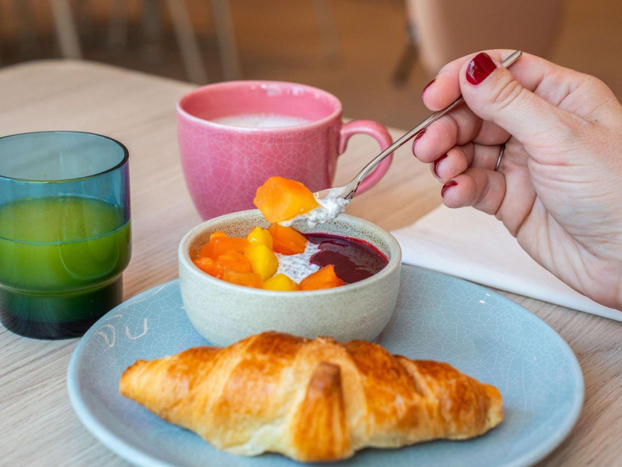 Ibis Styles Paris Porte D'Orleans Монруж Экстерьер фото