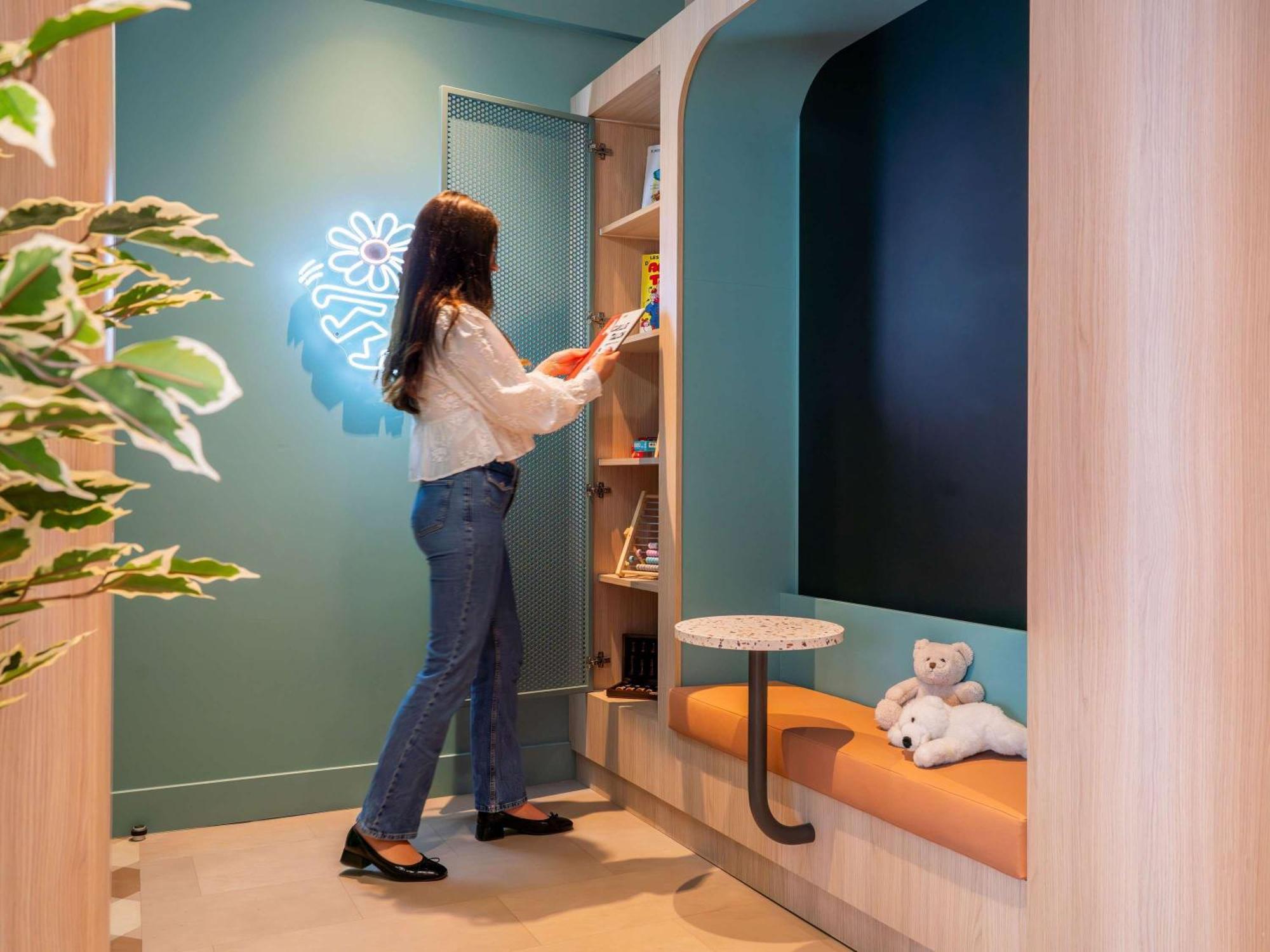 Ibis Styles Paris Porte D'Orleans Монруж Экстерьер фото
